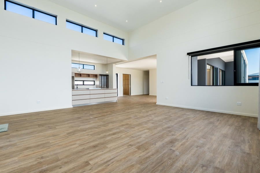 To Let 3 Bedroom Property for Rent in Mossel Bay Central Western Cape